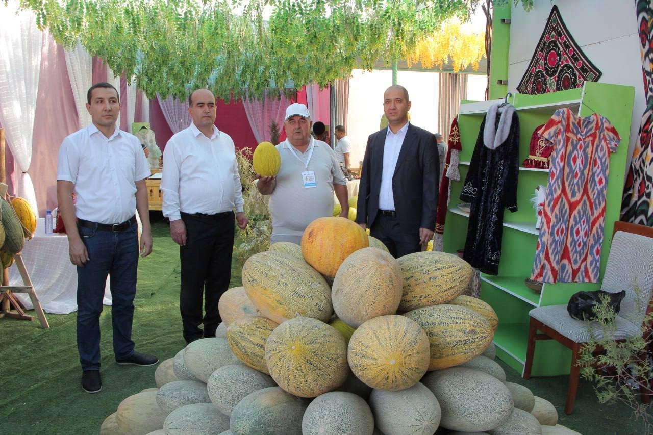  Xivada an’anaviy “Qovun sayli” festivali bo‘lib o‘tmoqda